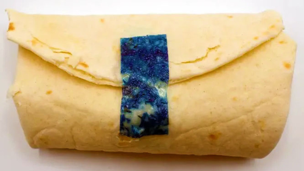 Вчені створили першу у світі їстівну клейку стрічку