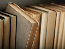 Печать книг в твердой обложке: что следует знать