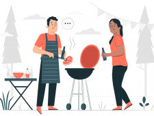 Летние традиции: блюда из мяса на мангале для всей семьи